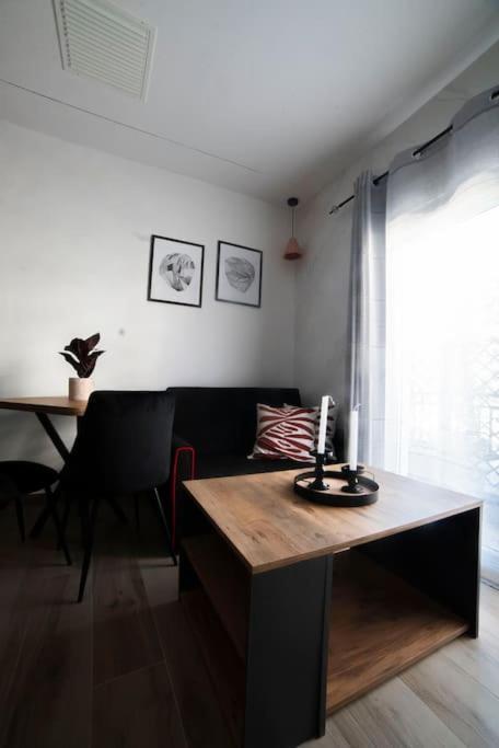 Coloris Rubrum Room Thessaloníki Ngoại thất bức ảnh