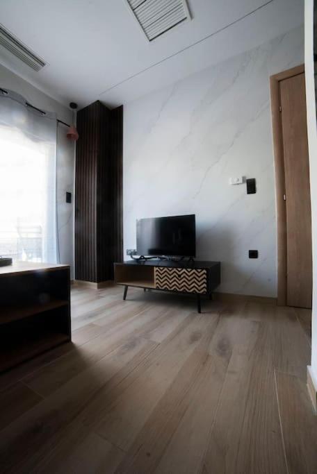 Coloris Rubrum Room Thessaloníki Ngoại thất bức ảnh